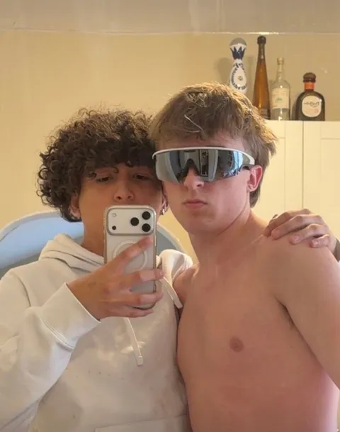 @adamevanof