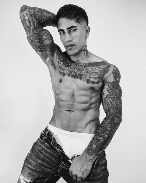 @adanreilly