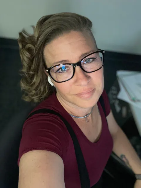 @addieking