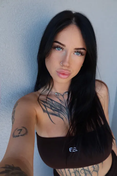 @adelka.a