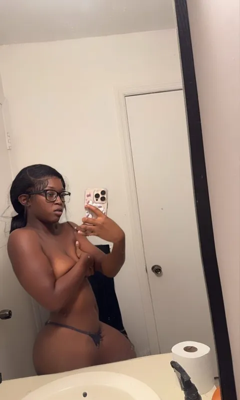 @adorenikkii