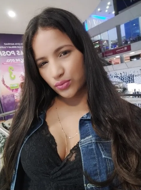 @adreinasalazar