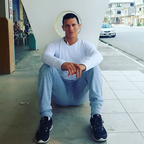 @adrianb1945