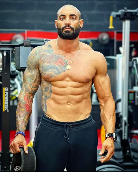@adrianfit