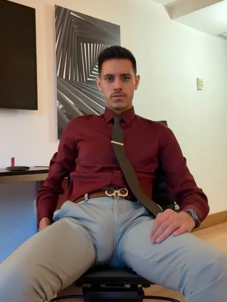 @adrianfonly