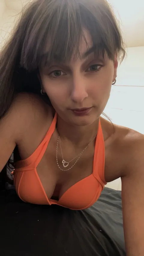 @adriannanicole11