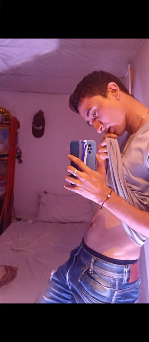 @adrianrey