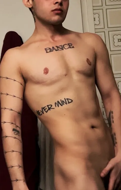 @adriftm