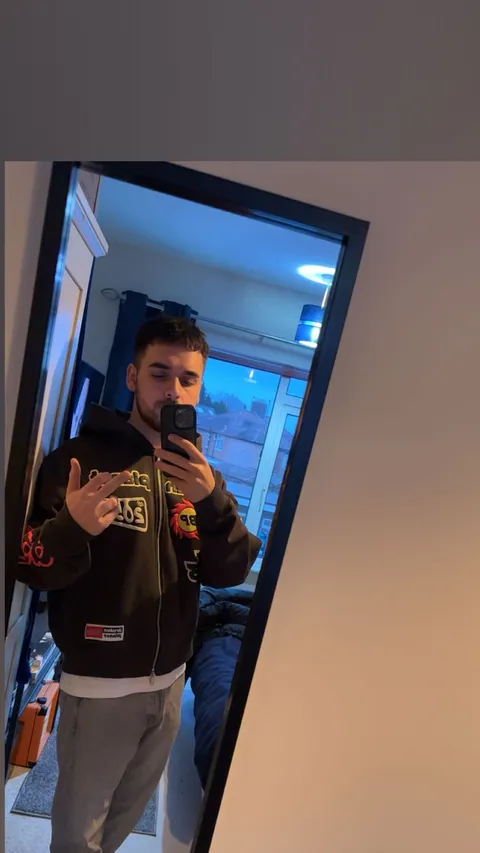 @adz_uncut