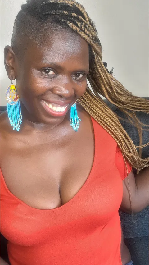 @afrocherry