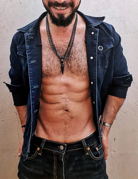 @ale_santi_vega