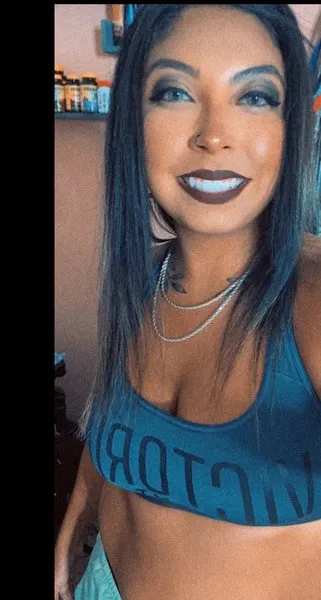 @alejandrabrownie