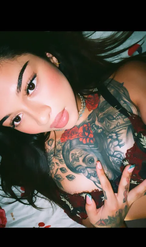 @alelamuneca