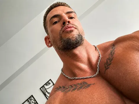 @alexclusive1