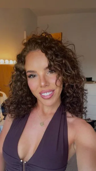 @alexisunlocked