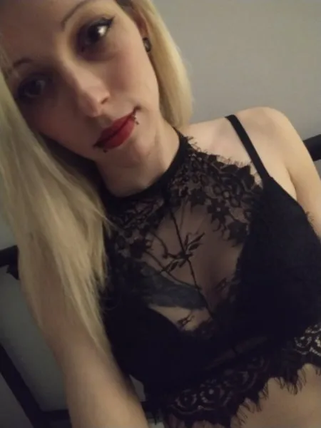 @alice.w.wonder