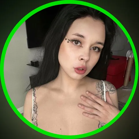 @alice_wood