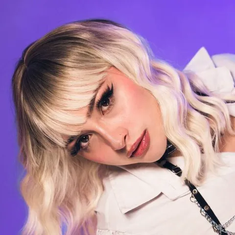 @alizwonderland