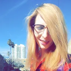 @allysparkles