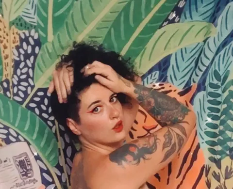 @alolacarola