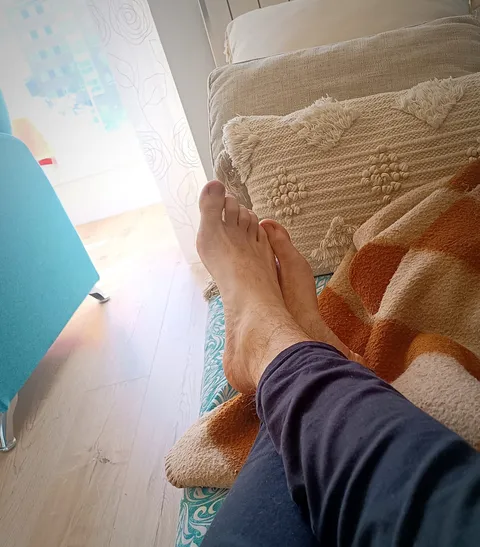 @alphafeet_95