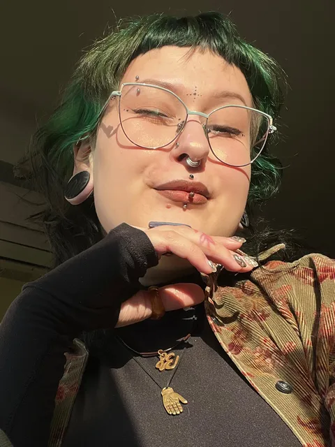 @ameliamoon