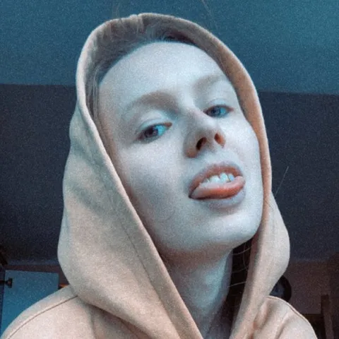 @amileefree