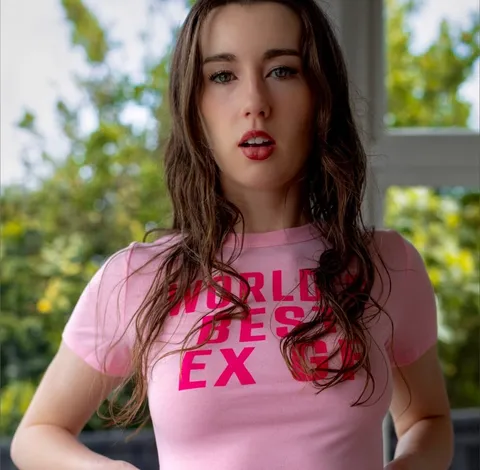 @ana_babygirl_free
