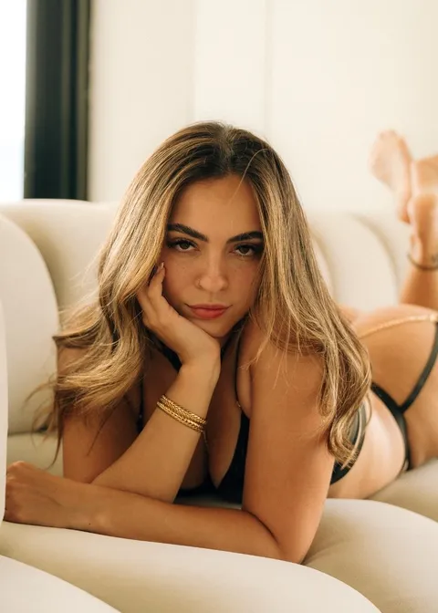 @anaismolina