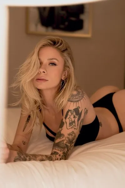 @andiecase