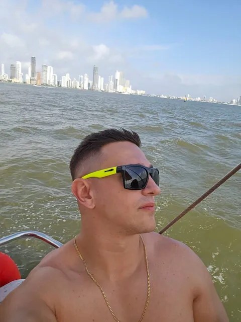 @andresbottero
