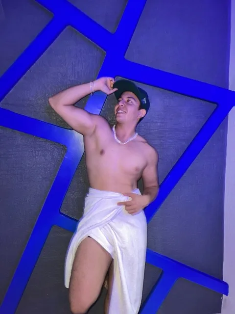 @angelarevalo24