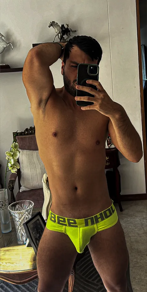 @angell0899