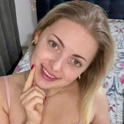 @angellinaa