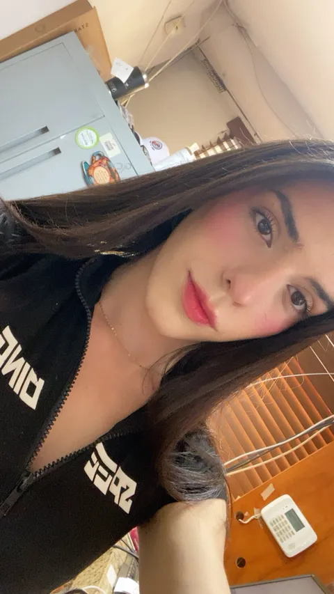 @angietransgirl7
