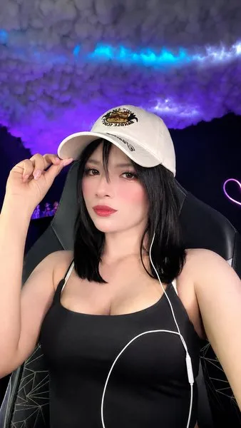 @anniied