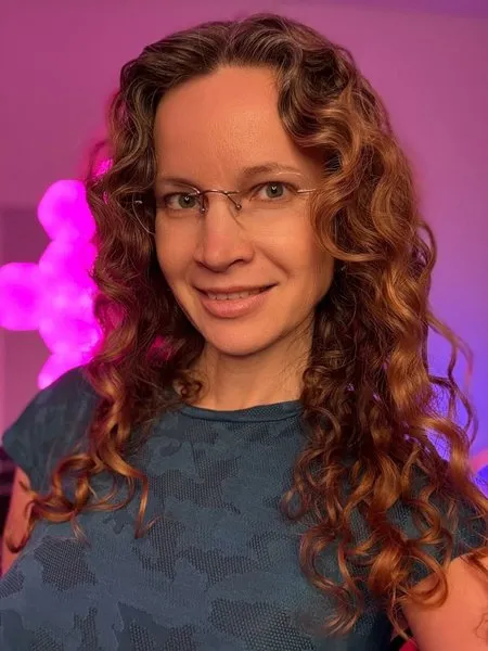 @annikarose69