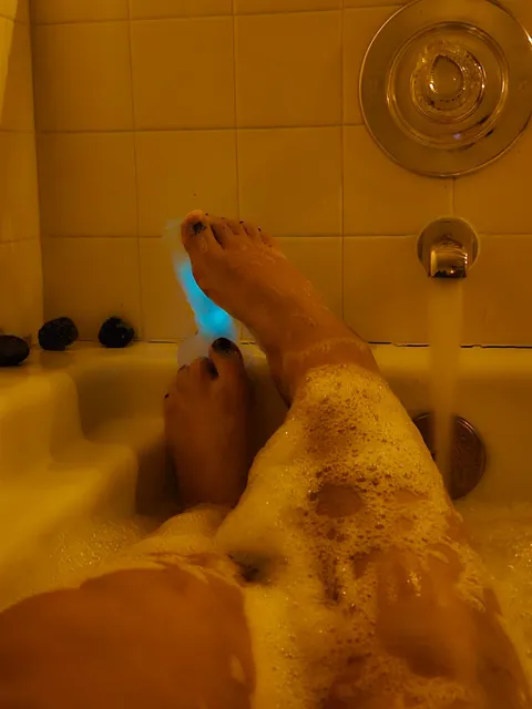@aprilann1385