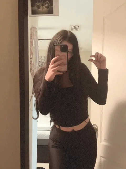 @ariitheegoddess
