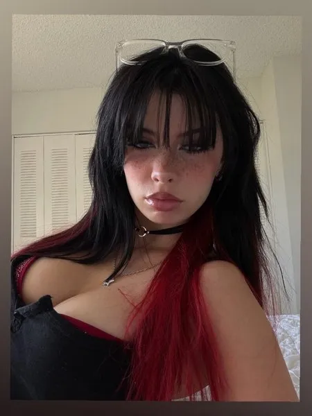 @avivafoxxx