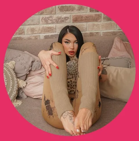 @bambival.feet