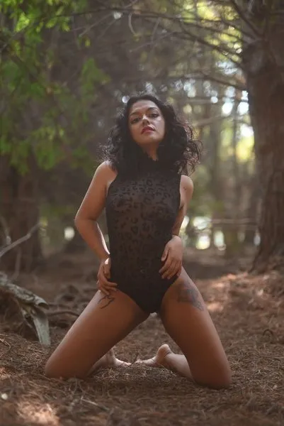 @bellaspicyxo