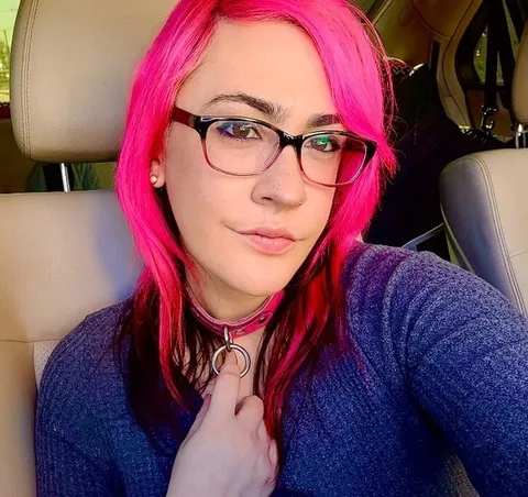 @bellawolf21