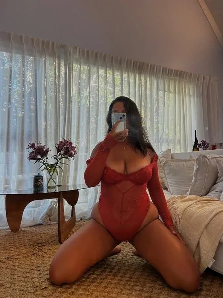 @bigeazyeee