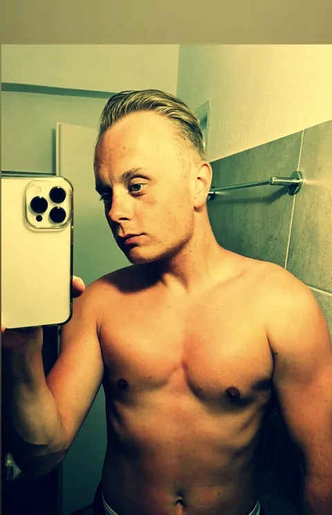 @blondboyadrian