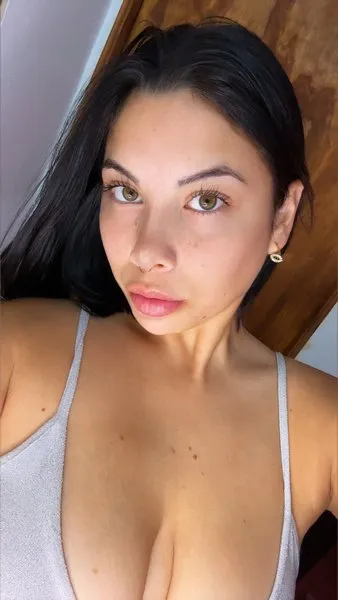 @brionlyxo