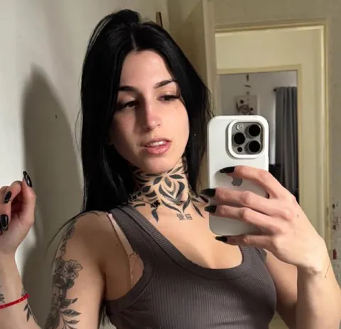 @brookepov