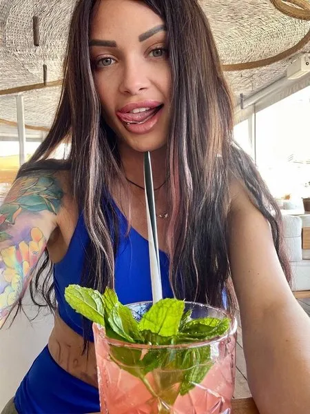 @carolinacakes