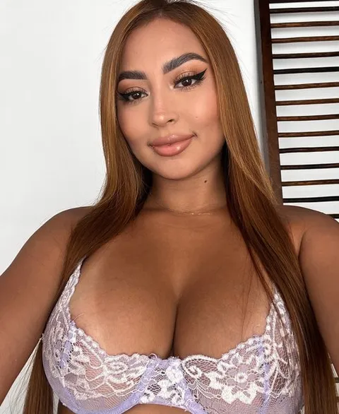 @carolondon