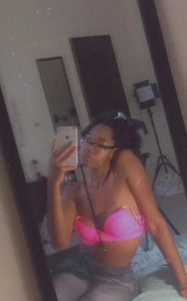@chanelluvz